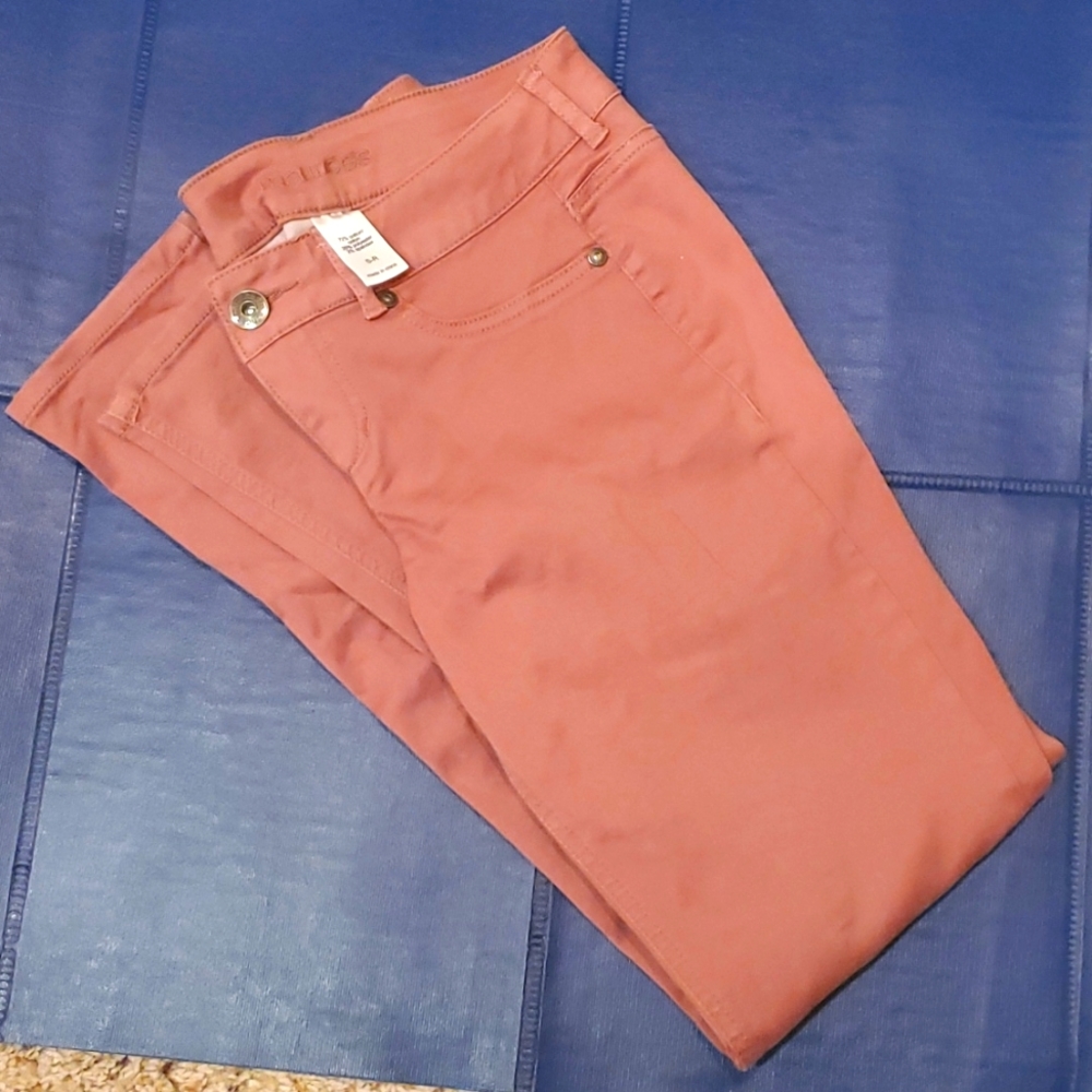 Maurices mauve jeggings S-R